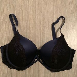 34C Maidenform Lightly padded bra